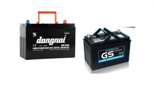 Bình ắc quy khô 12V có mức điện áp định mức là 12 volt