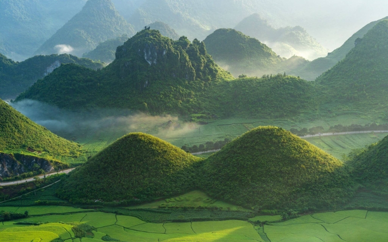 núi đôi Quản Bạ
