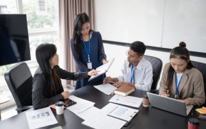 ưu và nhược điểm của hình thức đào tạo thuê ngoài